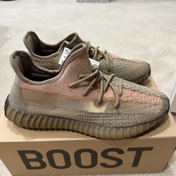 Adidas Yeezy Boost 350 V2 - Olive and Peach